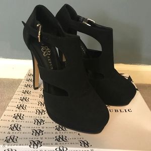 Rock & Republic Ashby Black Heels
